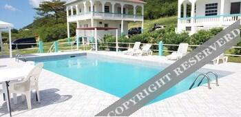 Royal Cove Hotel Jennings Bagian luar foto