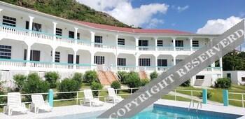Royal Cove Hotel Jennings Bagian luar foto