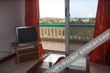 Royal Cove Hotel Jennings Bagian luar foto