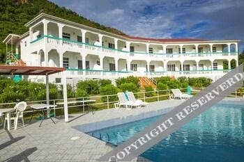 Royal Cove Hotel Jennings Bagian luar foto